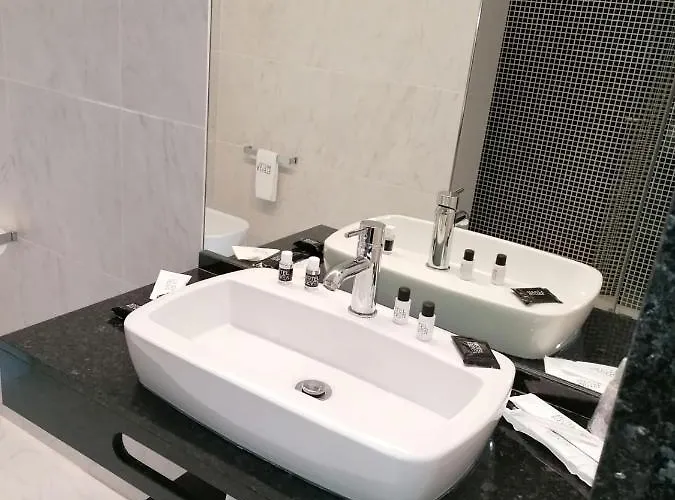 Eleven Love hotel Leiria